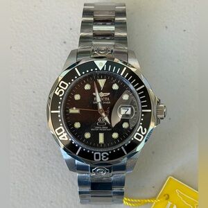 New Invicta Grand Diver Men’s
Model 3044 - Automatic Watch